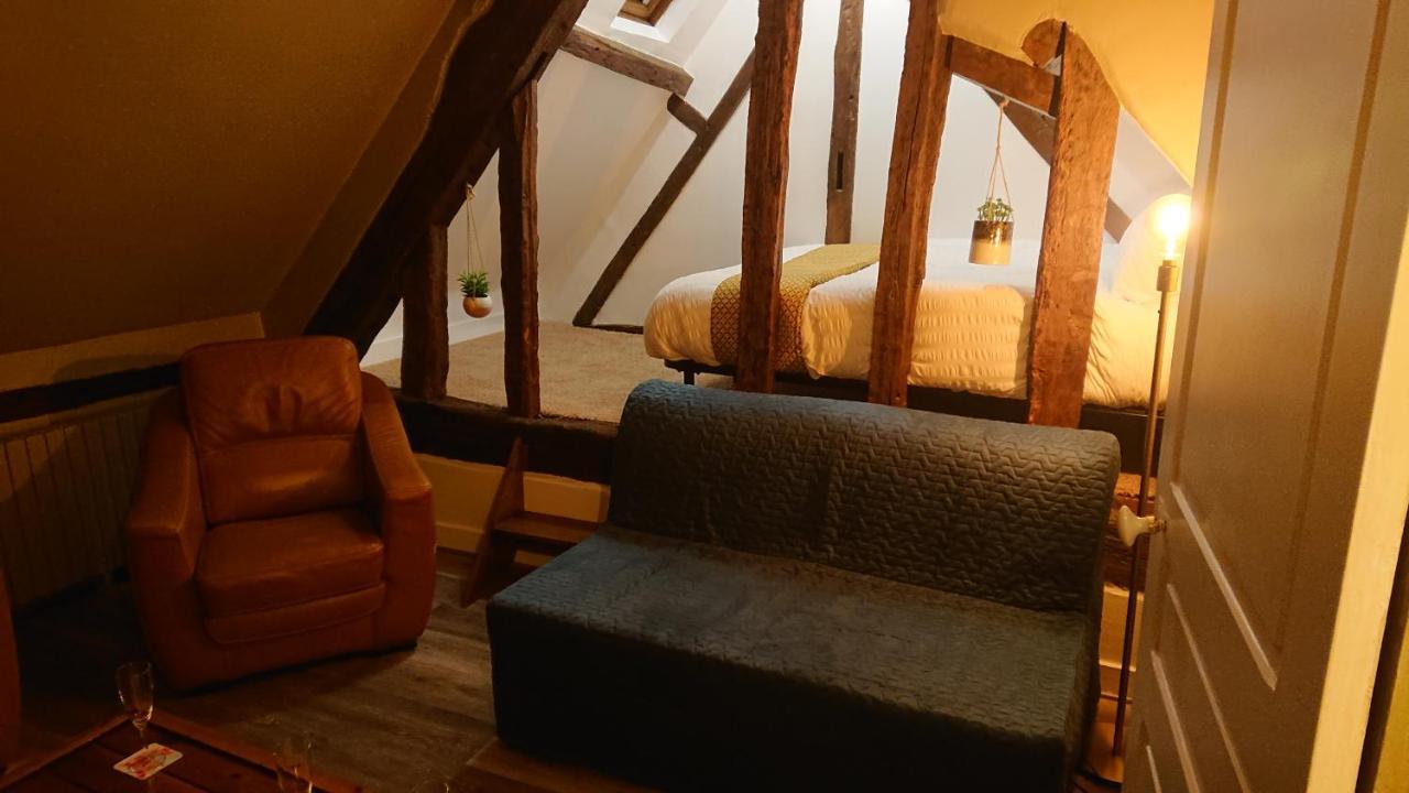 Nuits Au Grenier De Chartres Appartement Buitenkant foto